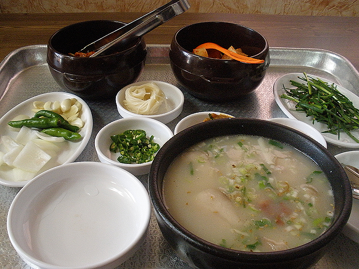 [부산시/서4동] 섞어 돼지국밥 - 합천 돼지국밥 - 