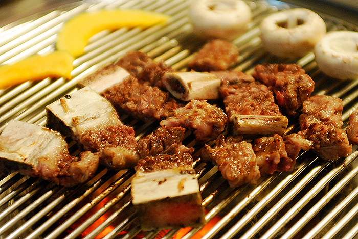 [해운대/좌동] 꼬시한 참숯 생갈비를 맛보러 가다. - 외양간 - 